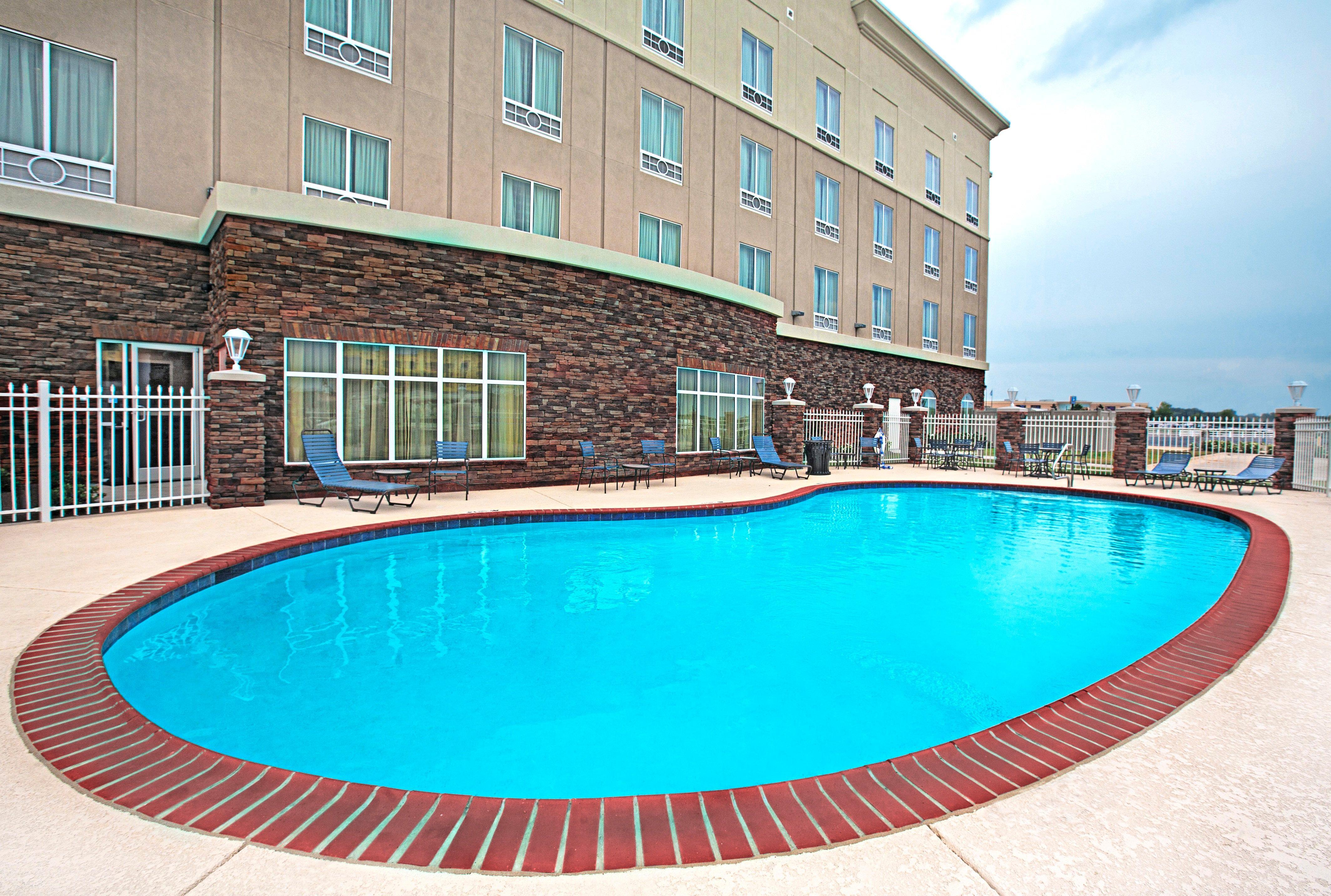 Holiday Inn Express And Suites Bossier City Louisiana Downs, An Ihg Hotel Exterior photo